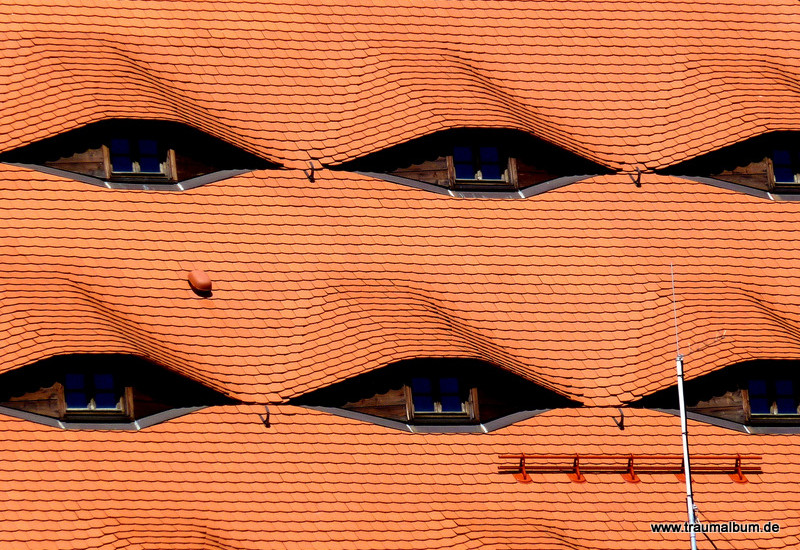 Fenster wie Augen für Fensterkabinett