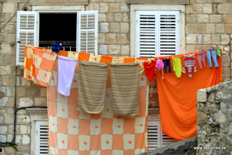 Waschtag in Dubrovnik - Fotoprojekt Fensterblick #94