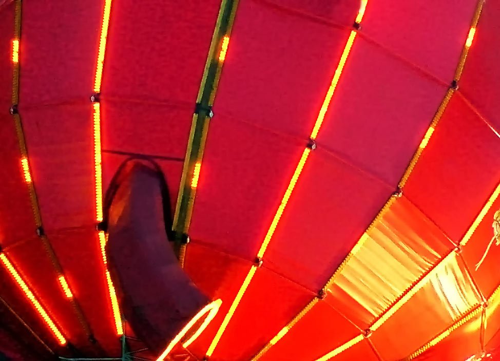 roter ballon farbrausch fotosammlungen der besonderen art traumalbum