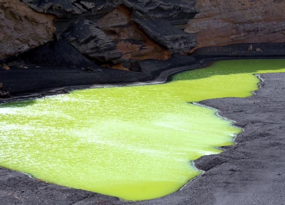 Der Lago Verde Lanzarote grüner see algen